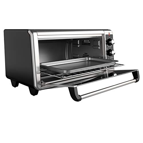 BLACK+DECKER 8-Slice Extra Wide Convection Toaster Oven - Image 3