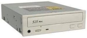 LITE-ON IT CORPORATION Internal CD-ROM Drive LTN-526