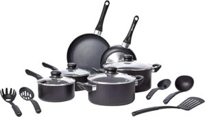 Amazon Basics Non-Stick Cookware 15-Piece Set, Black