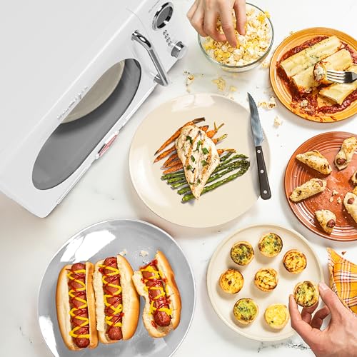 Nostalgia Retro Compact Countertop Microwave Oven - Image 3