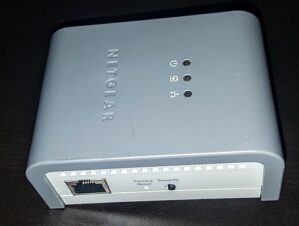 NETGEAR XAV101 Powerline AV Ethernet Adapter