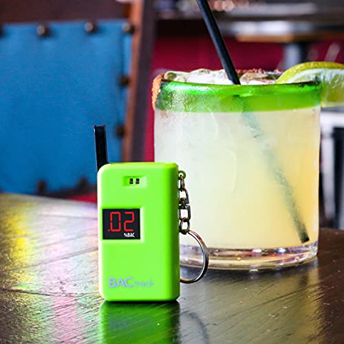 BACtrack Keychain Breathalyzer And Mouthpieces Bundle - Image 4