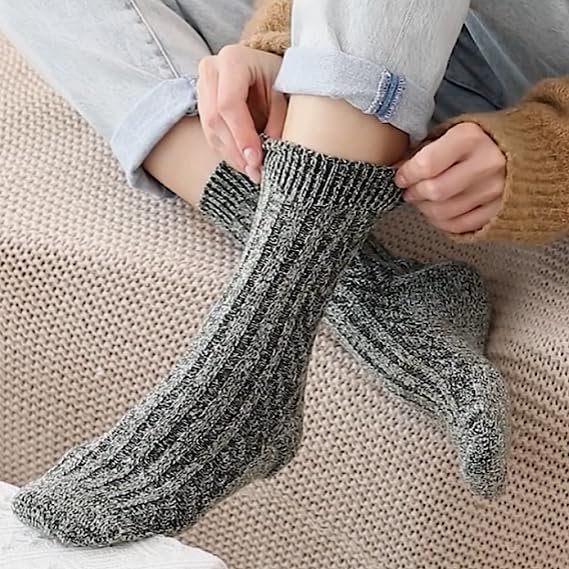 Loritta Women's Wool Winter Warm Socks Pack - Image 4