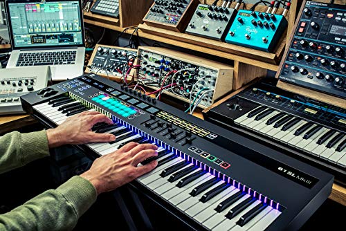 Novation 61SL MkIII MIDI & CV Keyboard Controller - Image 4